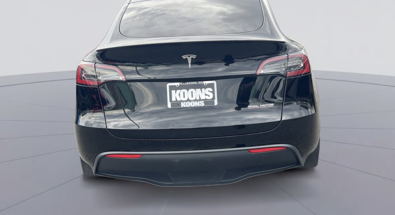 2024 Tesla Model Y performance